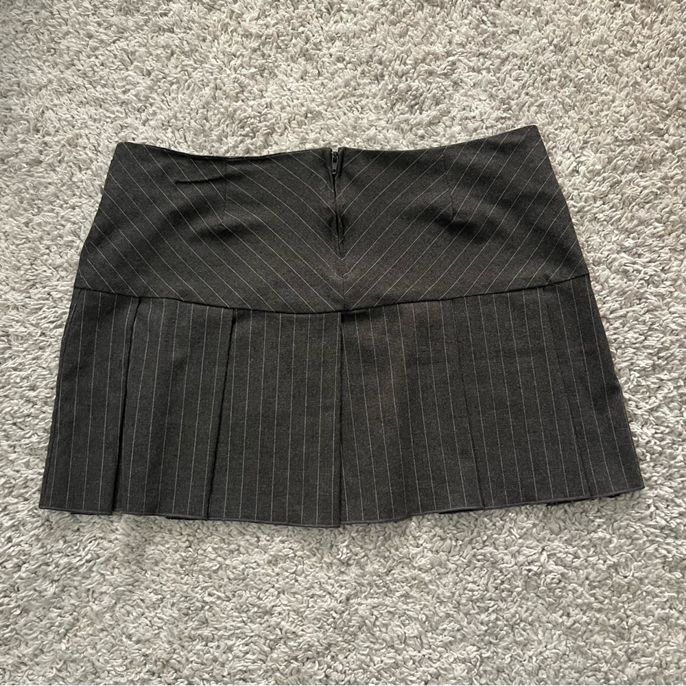 French Kyss Charcoal Pinstripe Mini Skirt with Belt buckle - Picture 3 of 6